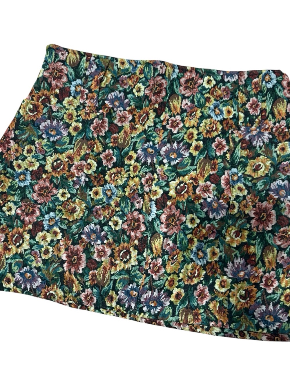 SHEIN Multicolor Floral Tapestry Mini Skirt with Pockets